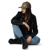 Load image into Gallery viewer, FC Camouflage trucker hat